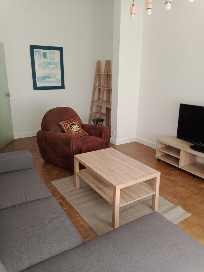 بريف لا غايلارد Appartement F2 Meuble Centre Ville المظهر الخارجي الصورة